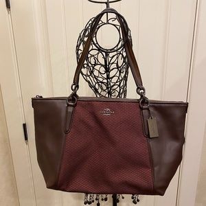 Coach Purse - Burgandy - Get Ready for Fall!